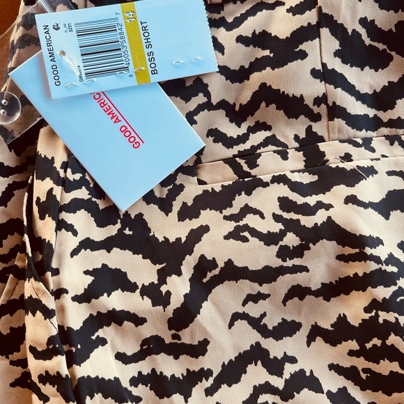❗️LAST CHANCE❗️ Good American “Boss” A-Line Animal Print Shorts NWT - Picture 11 of 11